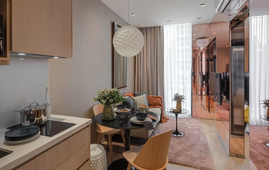 Noble State 39 interior imagery